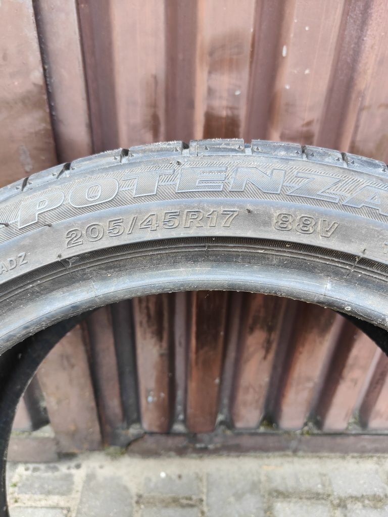 Opona Letnia Pojedyńcza Bridgestone Potenza RE050A 205/45 17