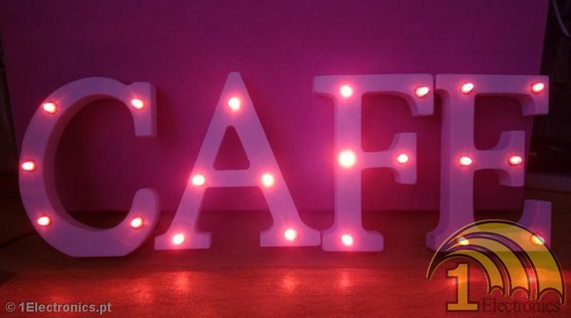 Letras de LED lindas e brilhantes para casa, loja e muito mais - nova