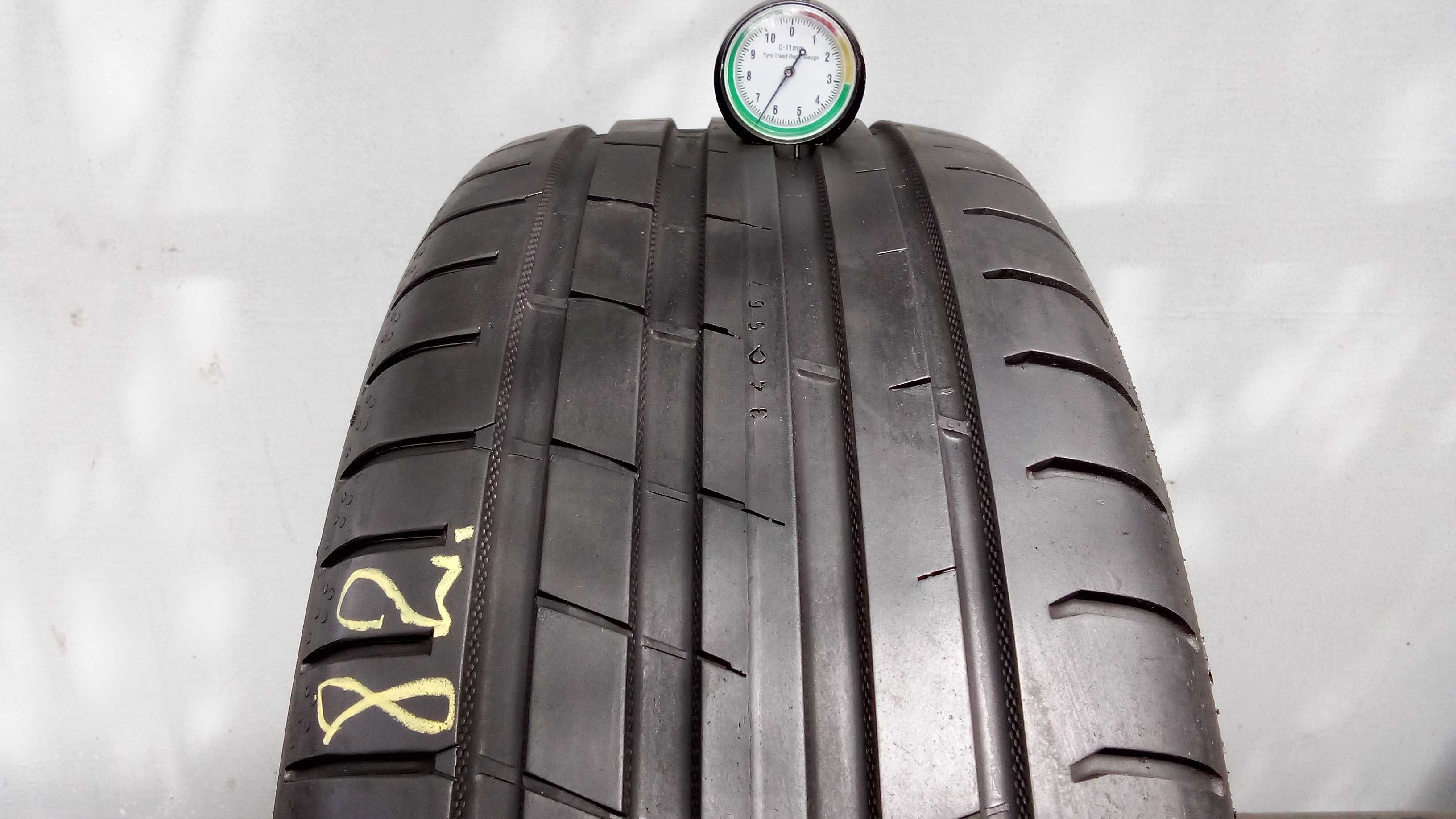Pojedyncza Opona Letnia Nokian PowerProof 225x55x17 101Y 6,4mm