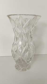 Kryształowy wazon z czasów PRLu