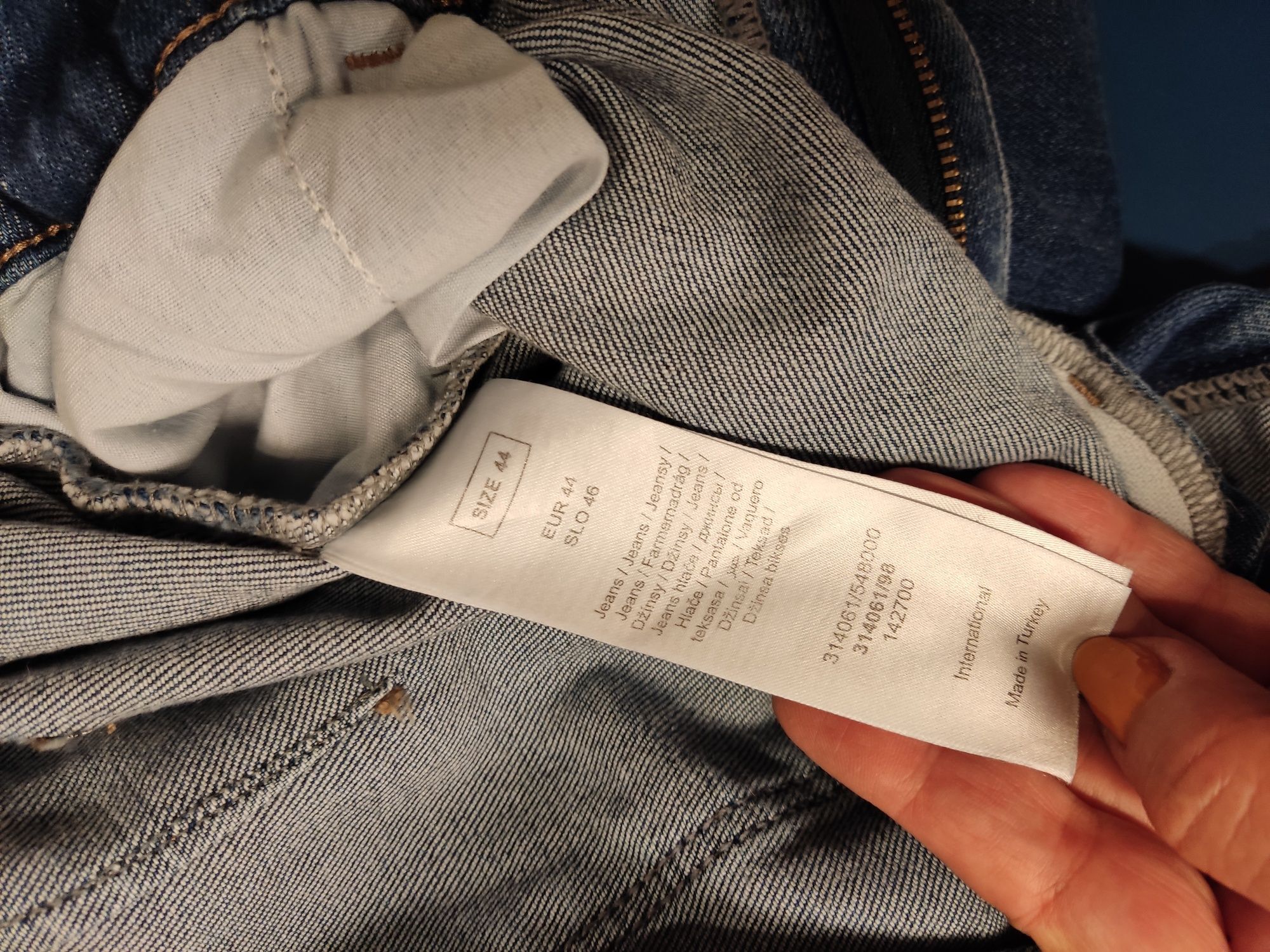 Spodnie jeans firma Orsay rozmiar 44 jak nowe