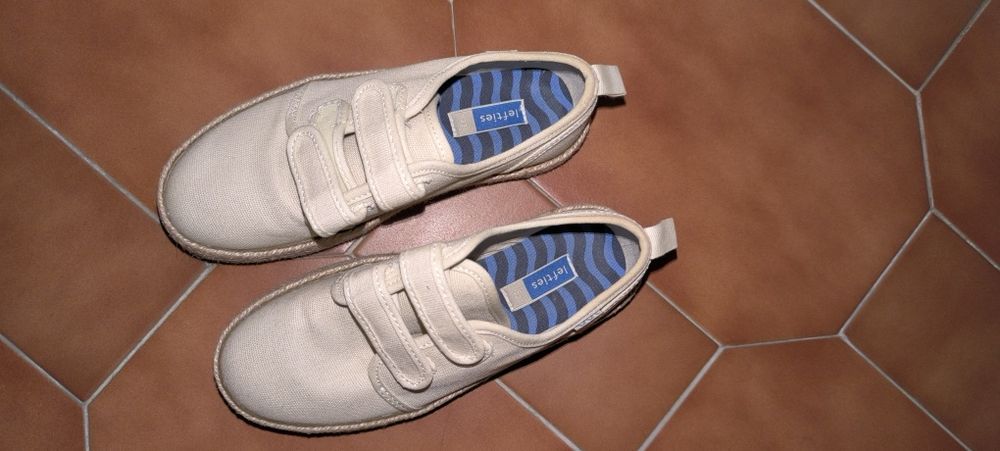 Sapatos de menino