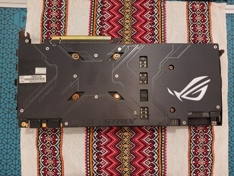 Відеокарта Asus ROG GeForce GTX 1070 STRIX OC 8 GB