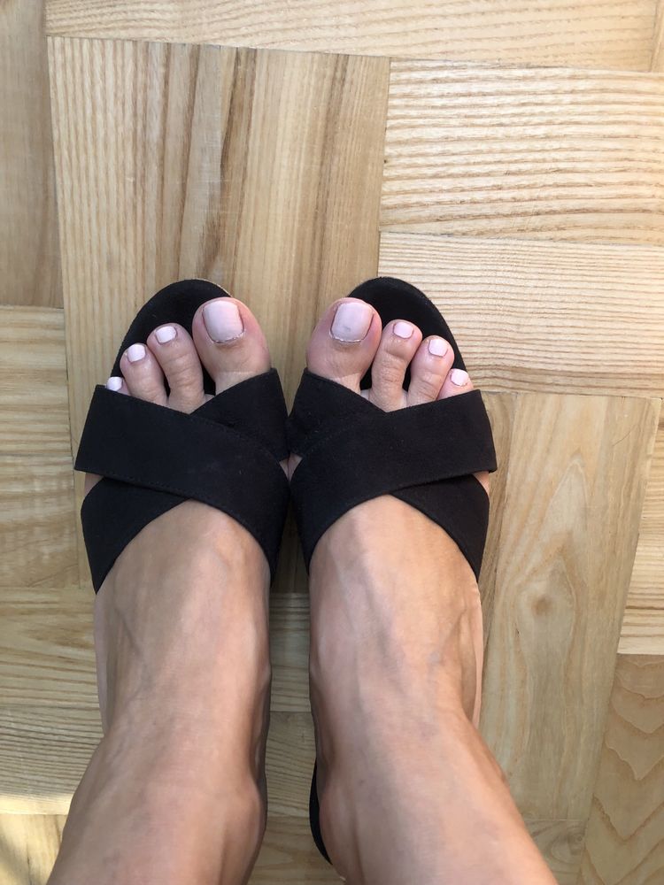Buty na koturnie 40