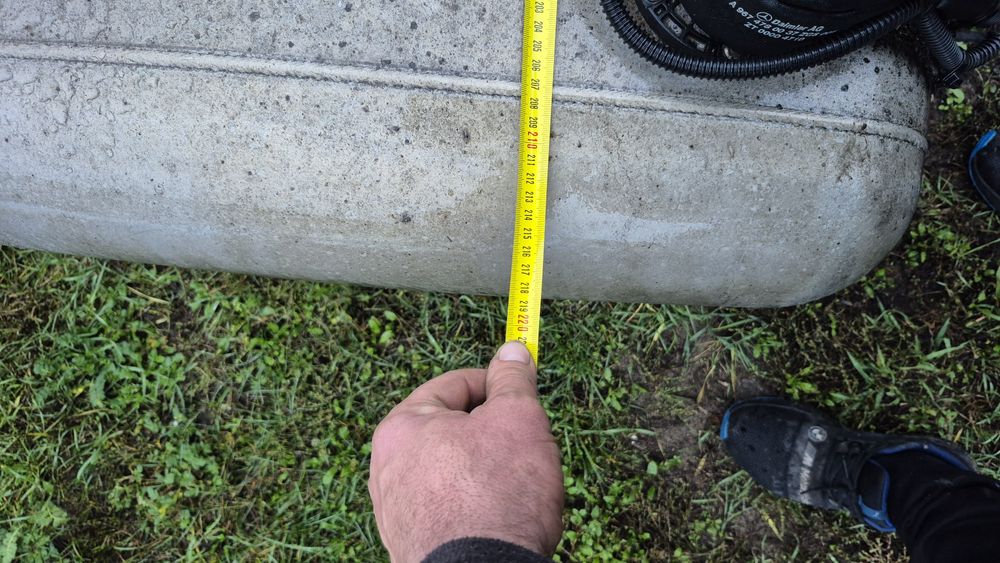 Zbiornik paliwa mercedes actros mp4 mp3 220x75x55  660 litrów plus adb