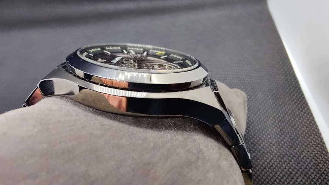 Piękny zegarek gunmetal Bulova 98A179