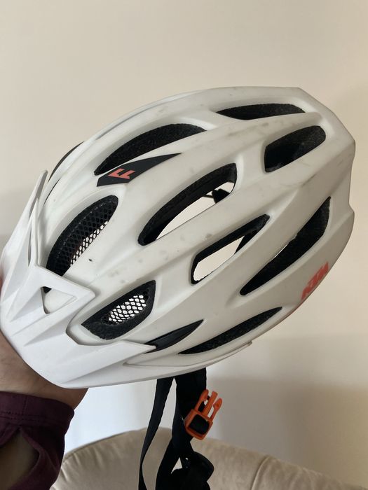 Kask rowerowy KTM