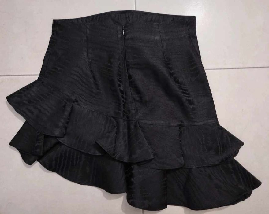 Saia Preta Zara Nova
