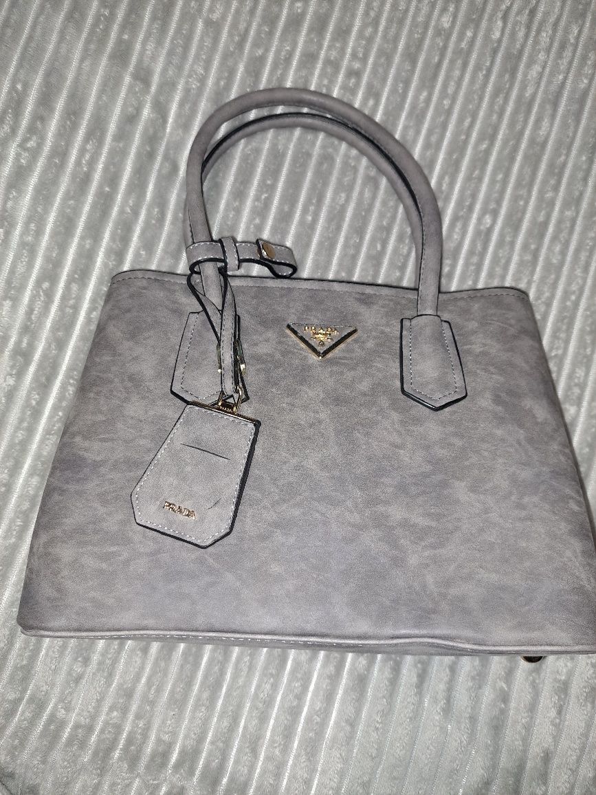 Сумка Prada оригінал