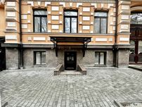 Аренда фасадного помещения в районе Соборной площади 110м2