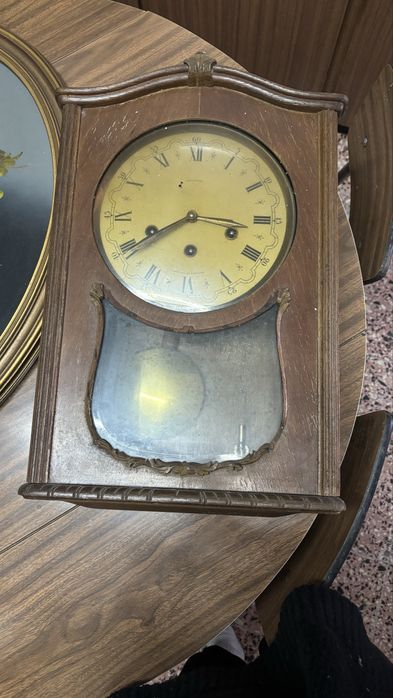 Relogio de corda de parede