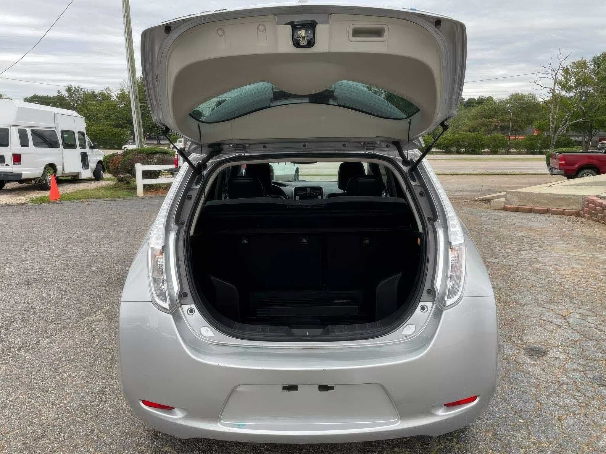 2015 Nissan LEAF SL