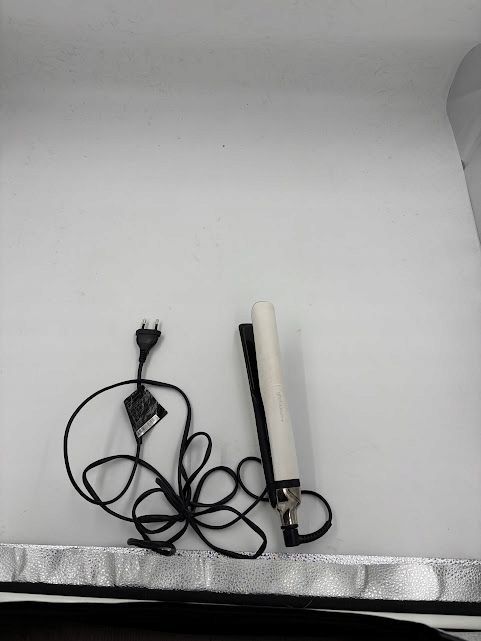 uszkodzony prostownica ghd platinum+ do włosów  opis