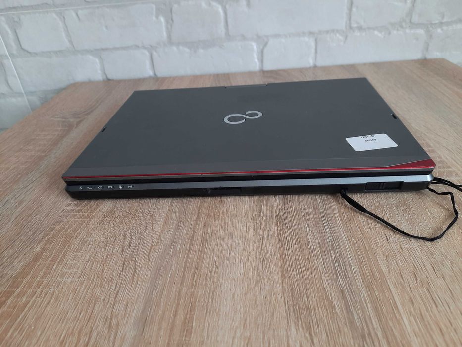 Fujitsu LifeBook T725 i5-5200U разборка