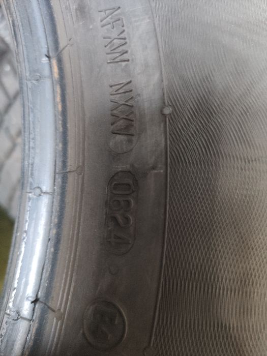 Opony zimowe 205/60/16 Continental
