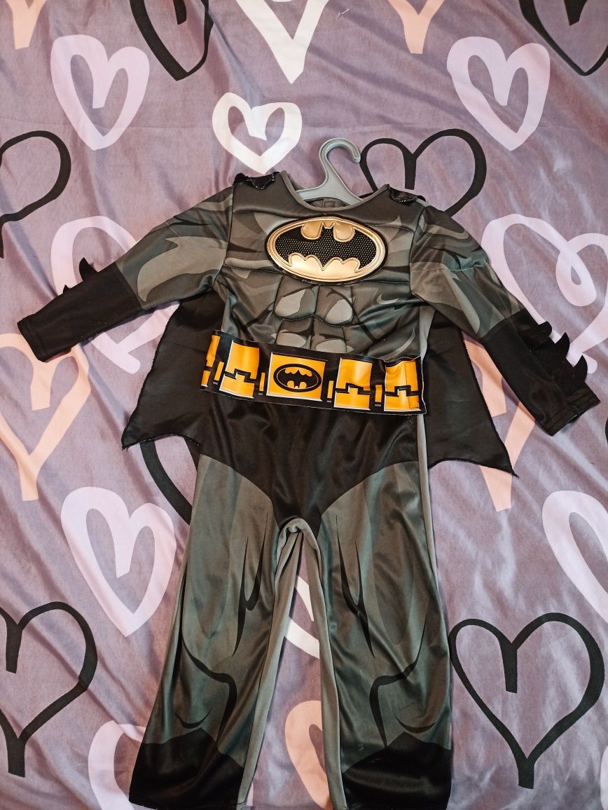 Продам костюм Бетмена,костюм на новий рік- карнавал