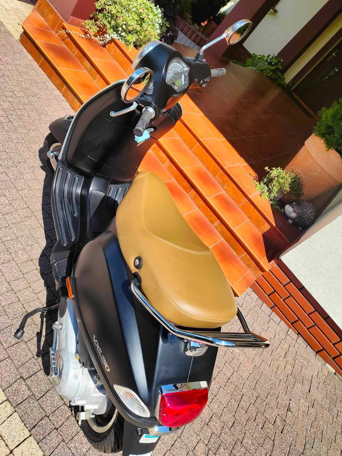 Skuter Piaggio Vespa VX150