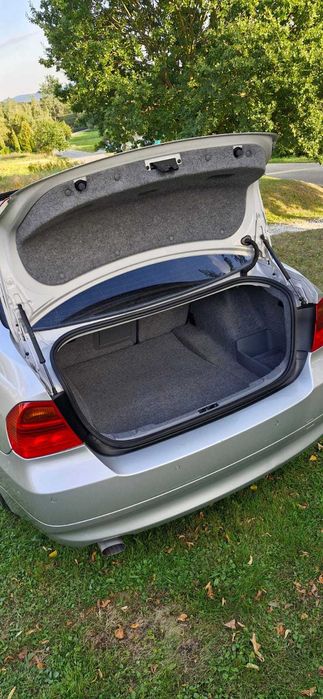 Bmw e90 320i Xenon Skóra Navi Szyberdach