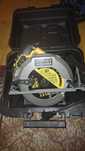 Pilarka tarczowa Stanley Fatmax FME301K