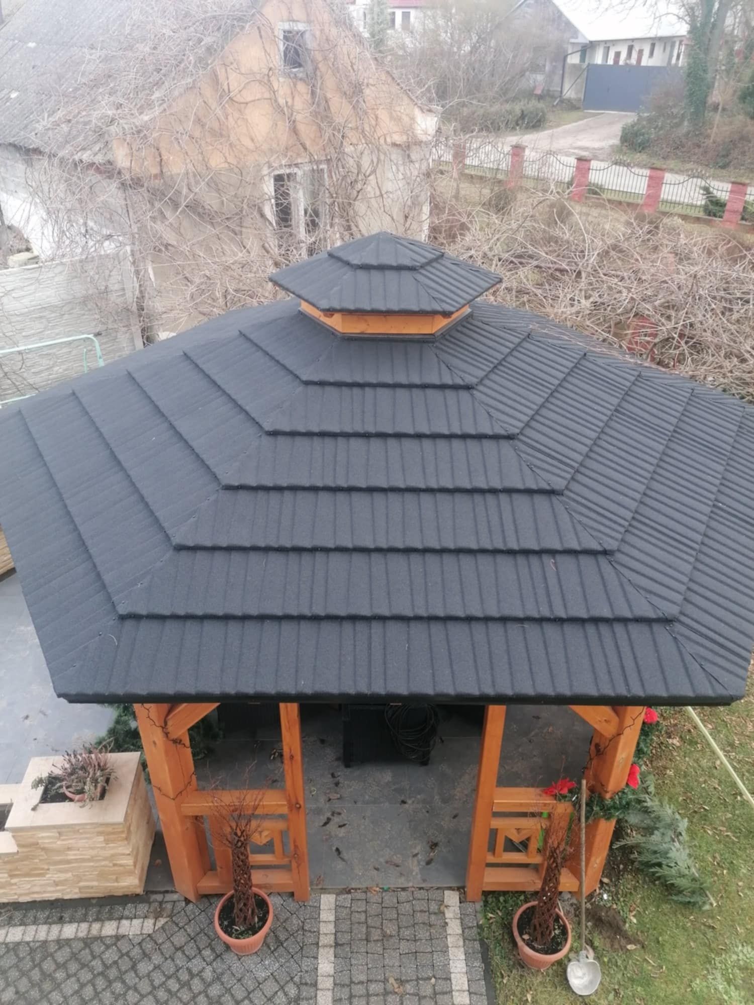 Meble ogrodowe dębowe, altany, domki, studnie, wiatraki
