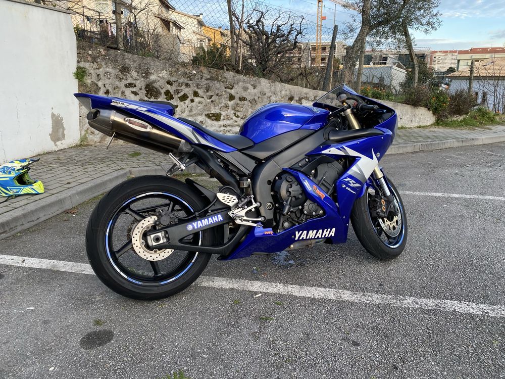 Yamaha R1 2006 - como nova