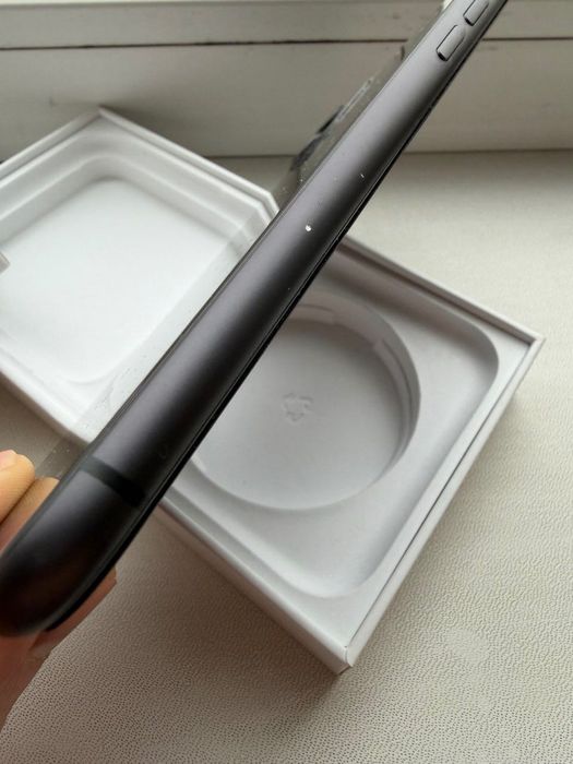 Iphone 11 128gb  в ідеальному стані