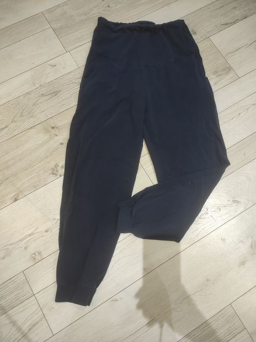 Ciążowe spodnie dresowe MijaCulture