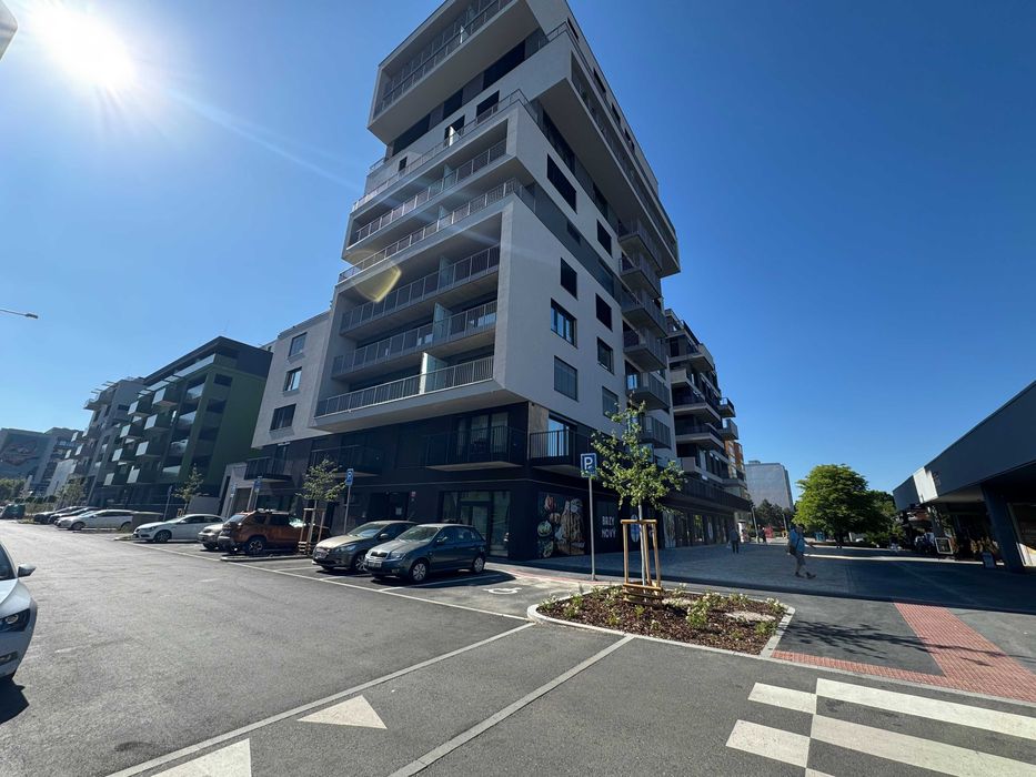 Продаж 2кім.  квартиру в новому будинку (новий ЖК) - Прага, Чехія