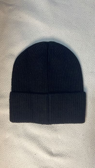Gorro Prada Preto