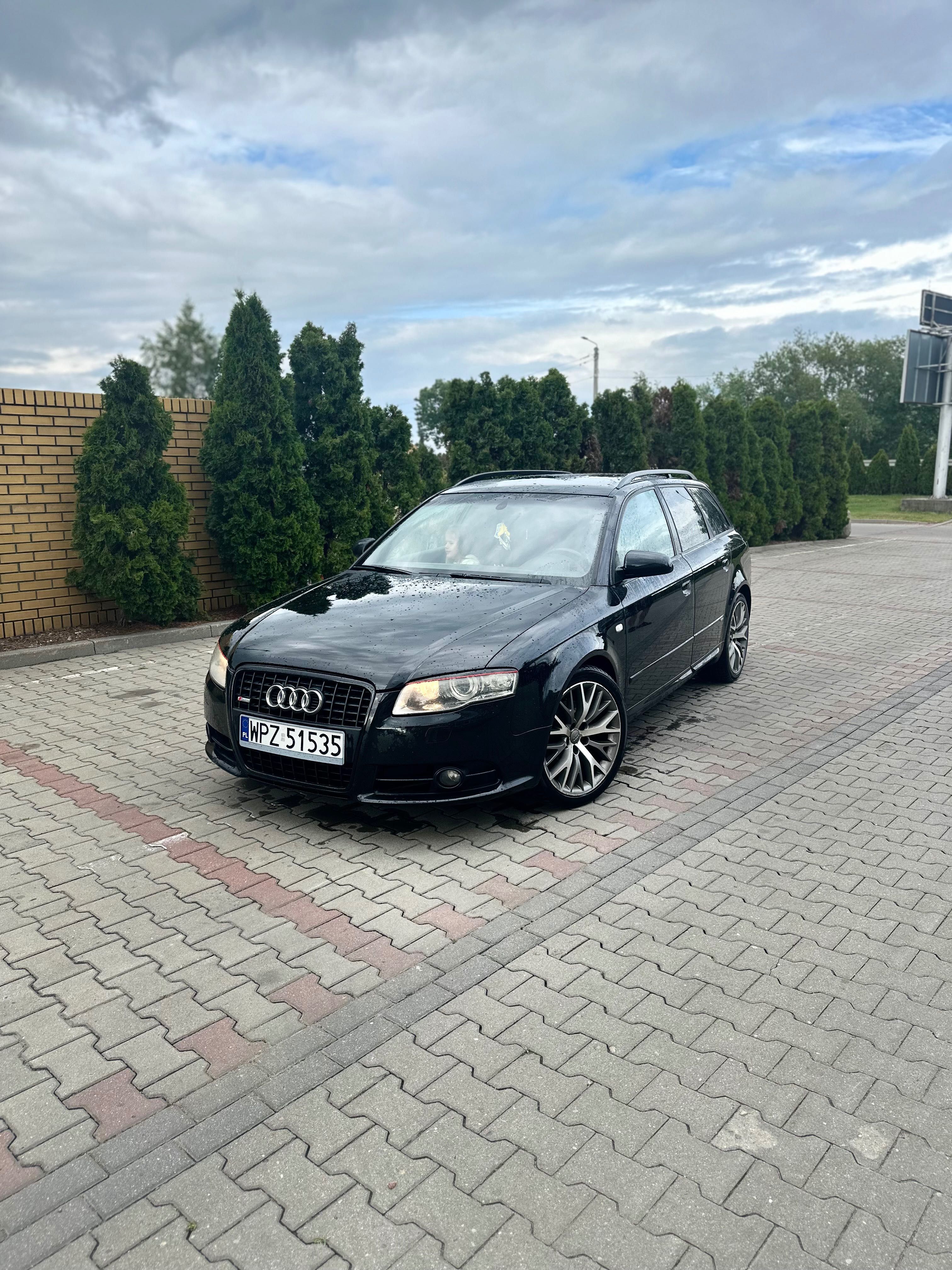 Samochód audi a4b7