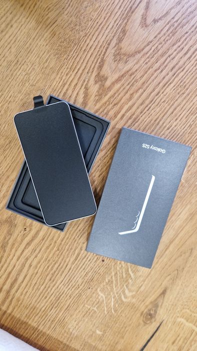Samsung Galaxy S25 512gb silver