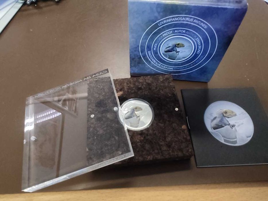 Moeda dinossauro Proof em prata 5€