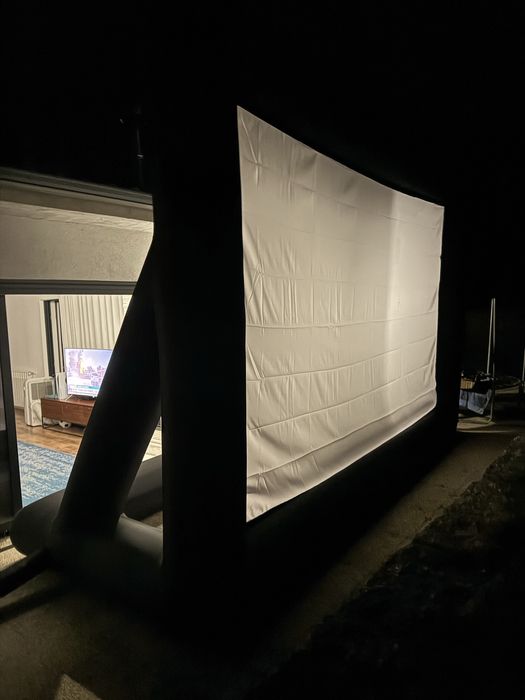 Tela gigante insuflavel