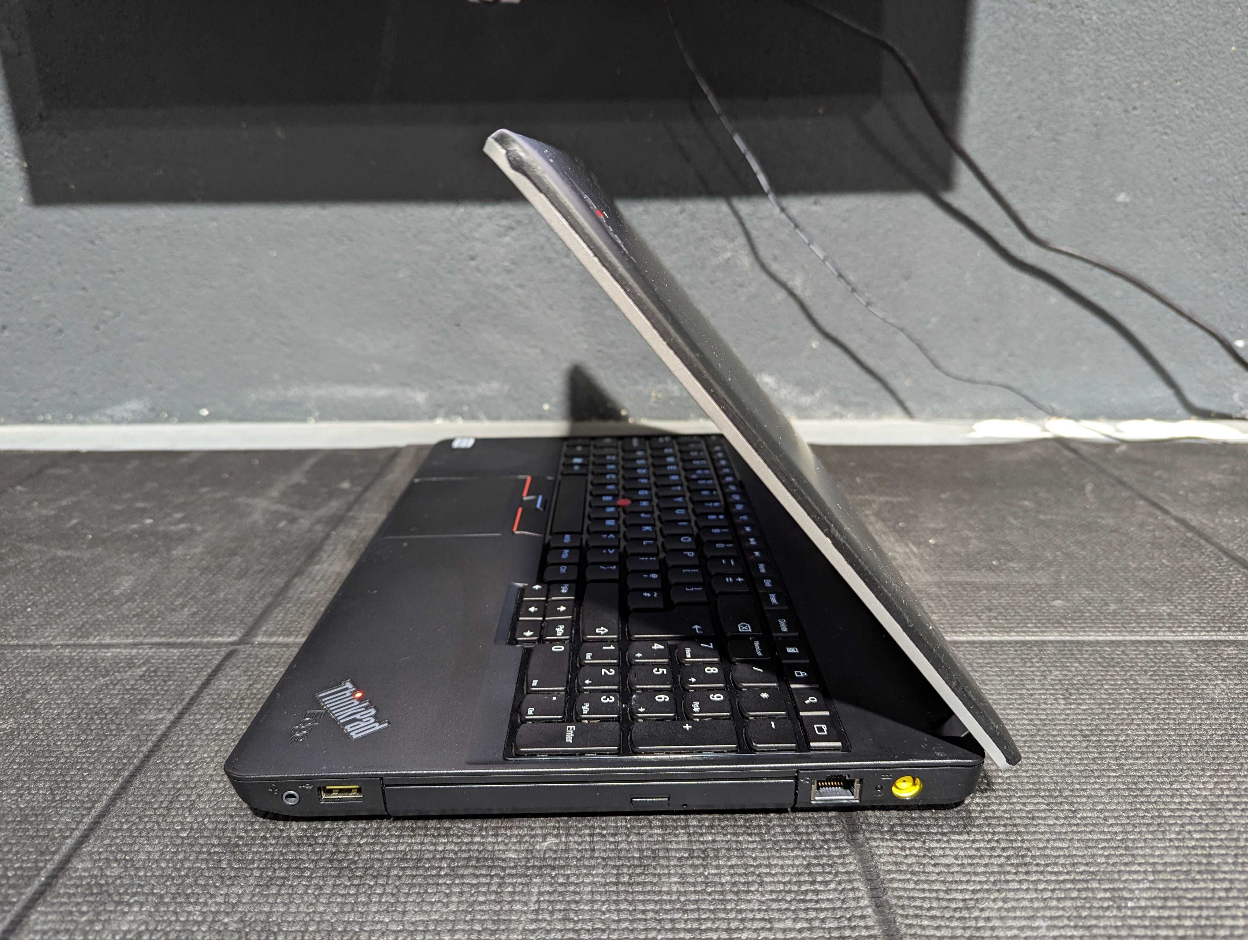 Lenovo ThinkPad E530 (i5 / 8GB RAM/ SSD 250GB)