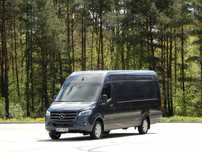Mercedes-Benz Sprinter 319 CDI V6 3.0 CDI 190 KM 7G-Tronic Plus Ekstra Długi LONG Maxi+ 907 Furgon Blaszak Rozstaw Osi 4325 mm Full Opcja Stan Jak Nowy  100 % Bezwypadkowy ! Salon PL ! I Właściciel ! Gwarancja Przebiegu !