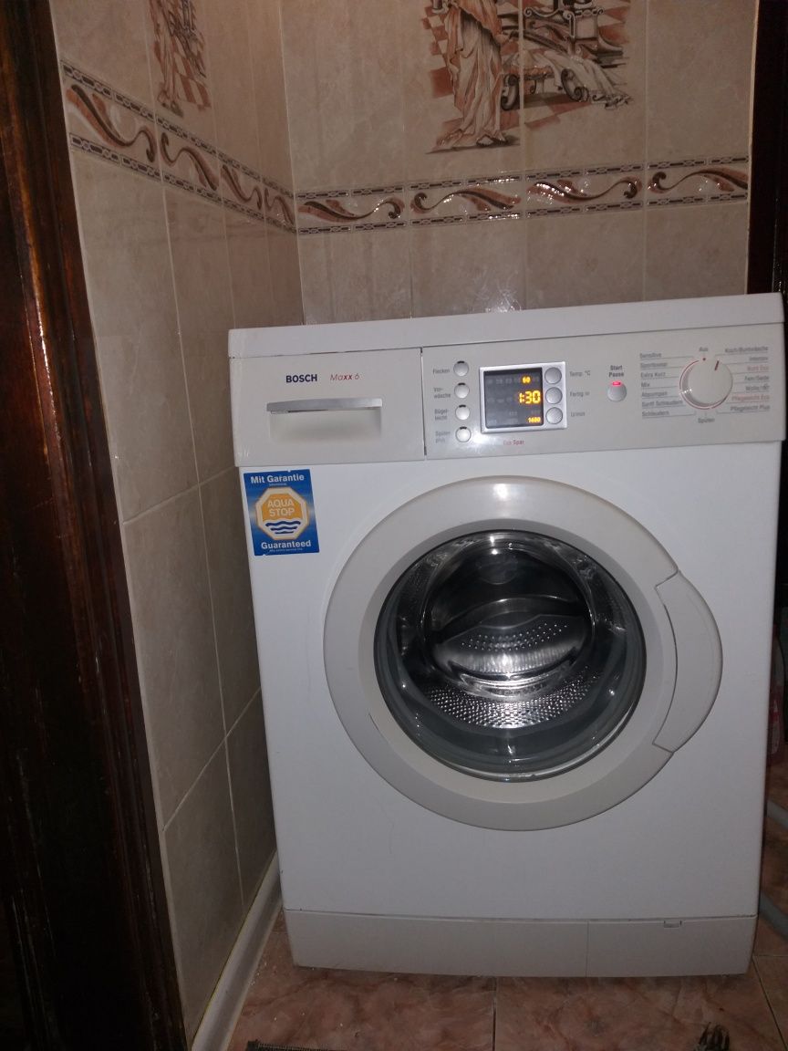 Стиральная пральна  машинка автомат Bosch б/у Германии.