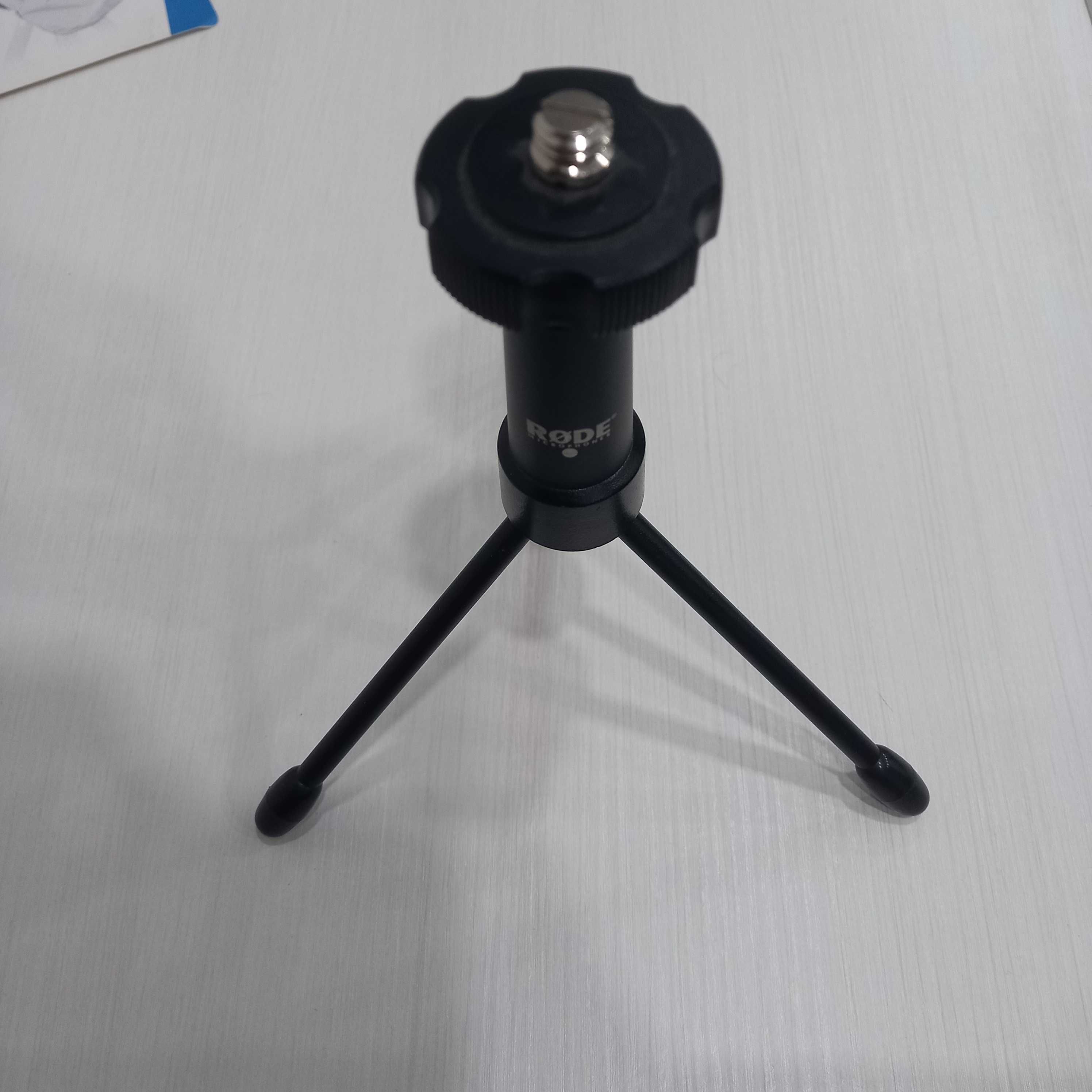 RODE TRIPOD Стойка микрофонная