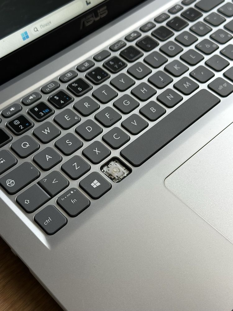 ASUS X515M | Для навчання, роботи та мультимедіа