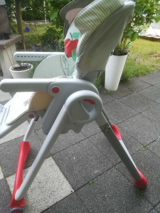 Krzesełko stolik dla niemowlaka