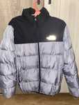 Сіра куртка The north face