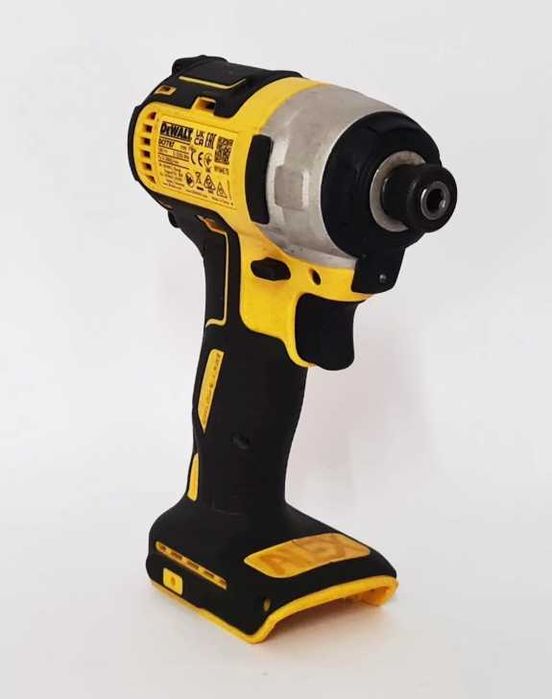 Zakrętarka dewolt  DCF787- body