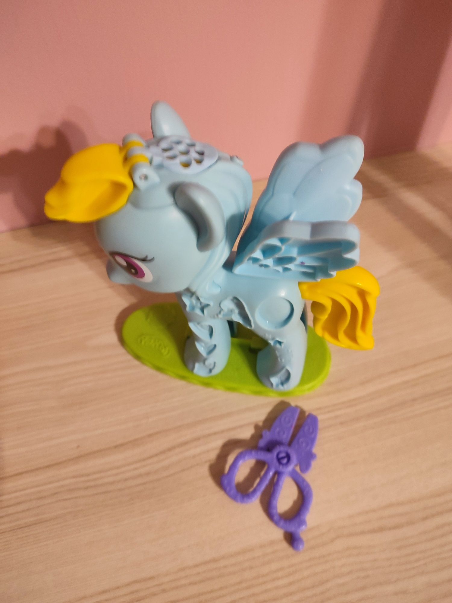 Zestaw PlayDoh salon fryzjerski Rainbow Dash