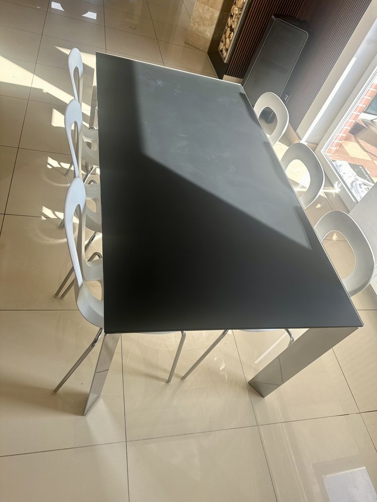 Stół Calligaris wraz z 6 krzeslami zestaw wloski premium