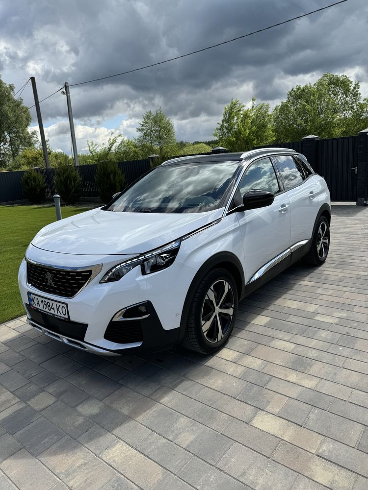 Продам автомобіль Peugeot 3008 2019р.