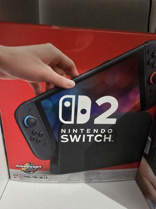 Nintendo switch 2  como nova e pro controller