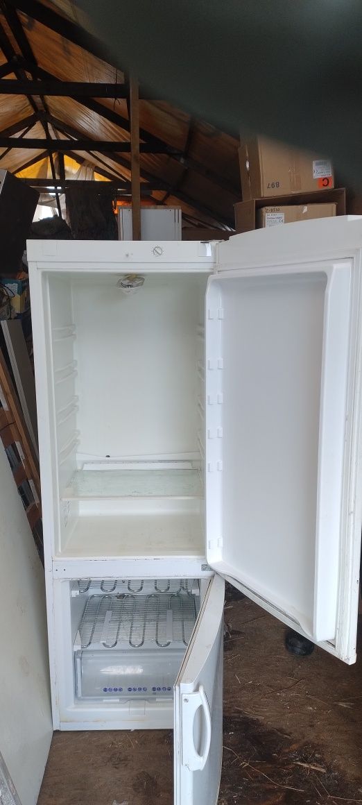 Lodowka whirlpool około 160cm sprawna