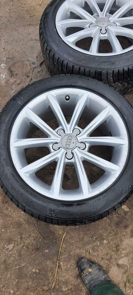 Продам комплект гуми з дисками 245/45R17