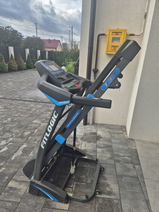 Бігова доріжка FITLOGIC T33