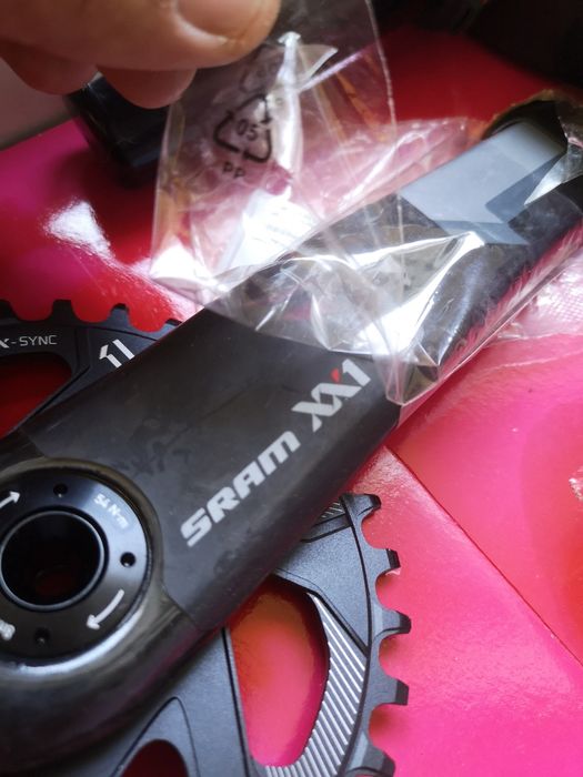 Продам новые карбоновые шатуны "Sram XX1"