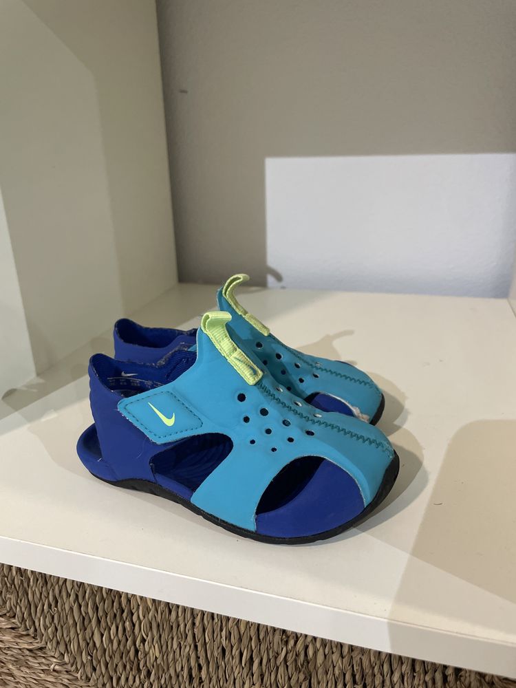 Sandały Nike rozmiar 23,5